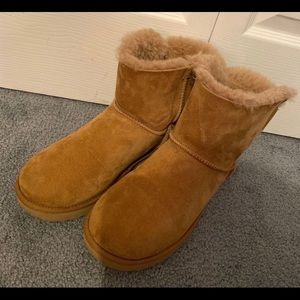 Ugg Bow Boots